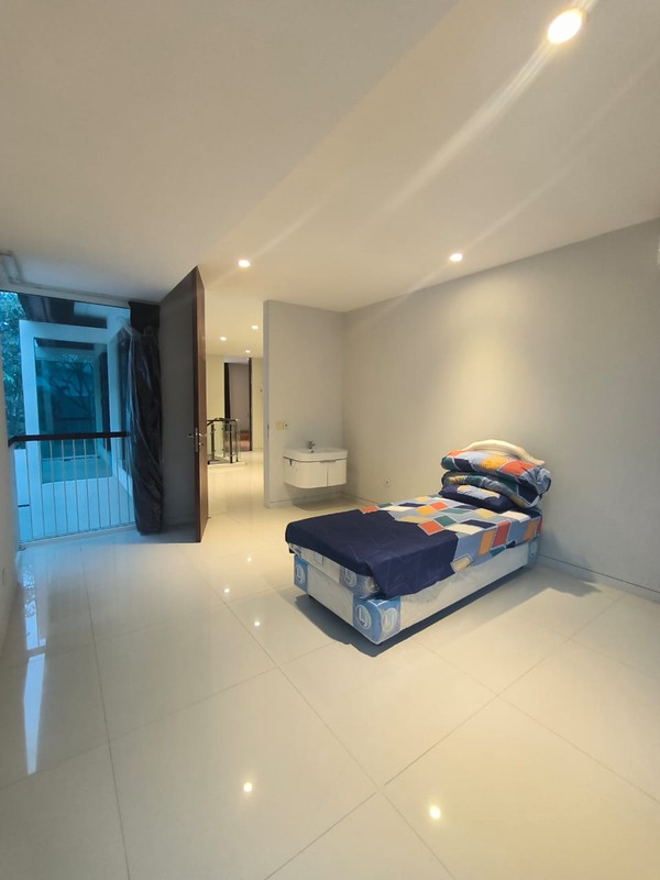 Dijual 450 m2 Rumah Palm Hill Citraland Surabaya Barat Lokasi Terdepan Dekat Sekolah Ciputra , Sekolah Sis, Gwalk, Patung Merlion