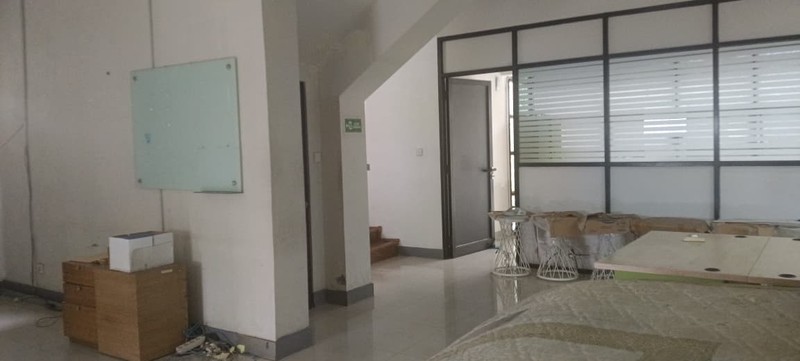 Rumah Disewakan di Gunung