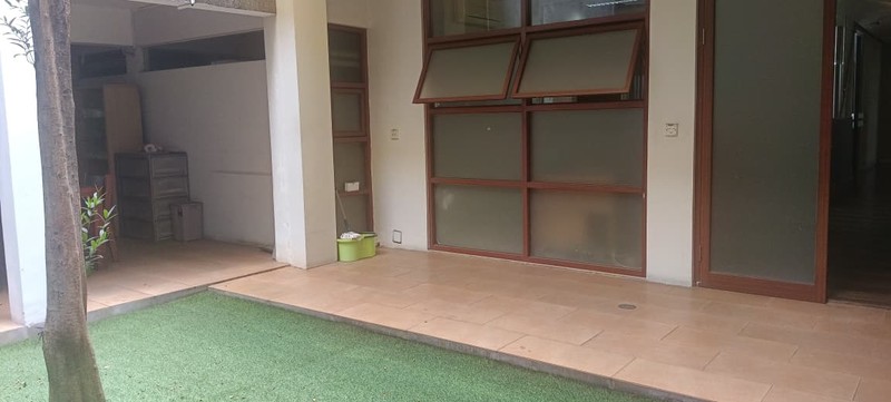 Rumah Disewakan di Gunung