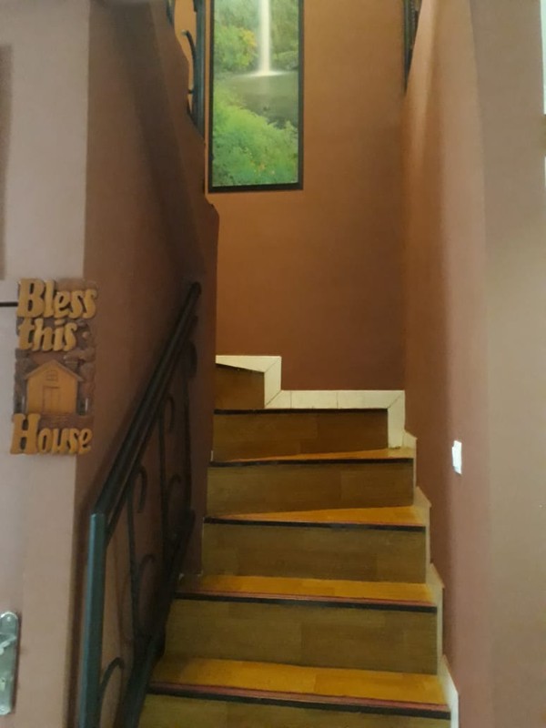 Rumah Siap Huni Posisi Hook & Hunian Nyaman @Bintaro