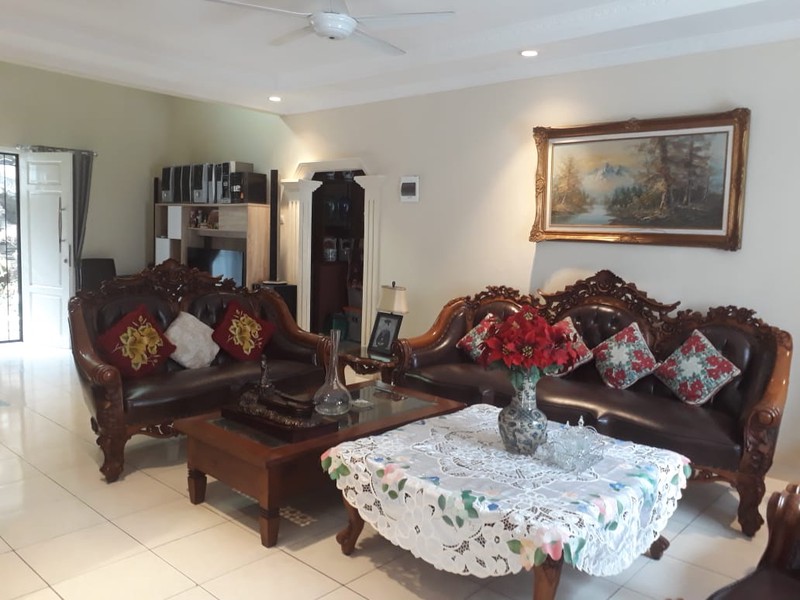 Rumah Siap Huni Posisi Hook & Hunian Nyaman @Bintaro