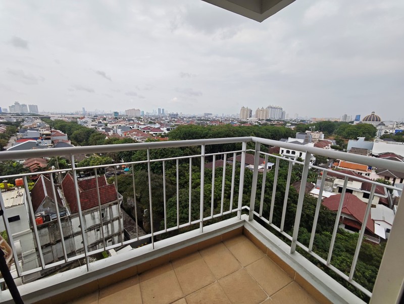 Apartemen  Sherwood Kelapa Gading, 3 kamar tidur dengan view city, lantai vinyl di kamar tidur, semi furnish