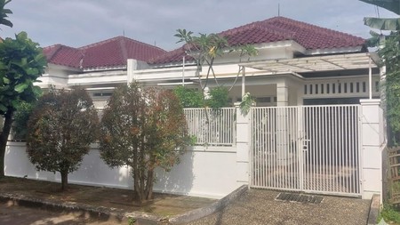 Dijual Rumah cantik di Cinere