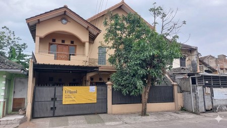 Rumah Siap Huni di jalan utama Taman Cibaduyut Indah Bandung