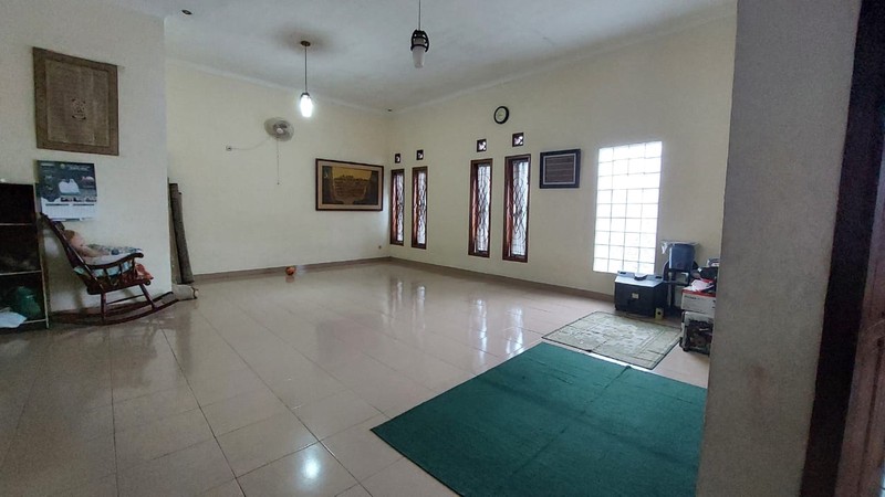 Rumah Siap Huni di jalan utama Taman Cibaduyut Indah Bandung