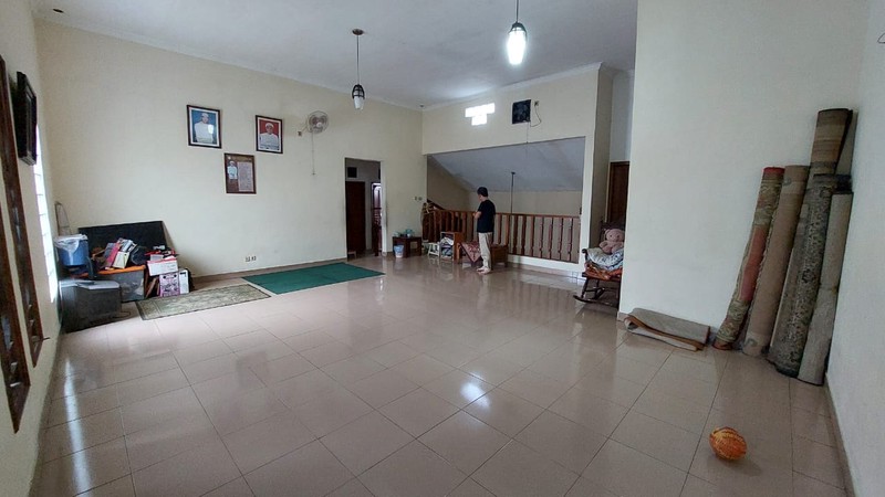 Rumah Siap Huni di jalan utama Taman Cibaduyut Indah Bandung
