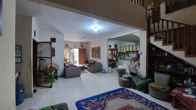 Rumah Siap Huni di jalan utama Taman Cibaduyut Indah Bandung