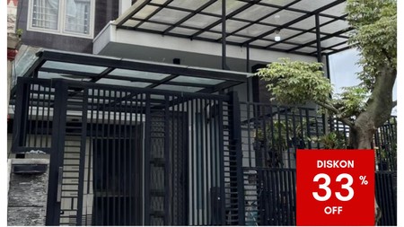 Dijual Rumah Lelang 2 lantai di Villa Valensia Surabaya Barat