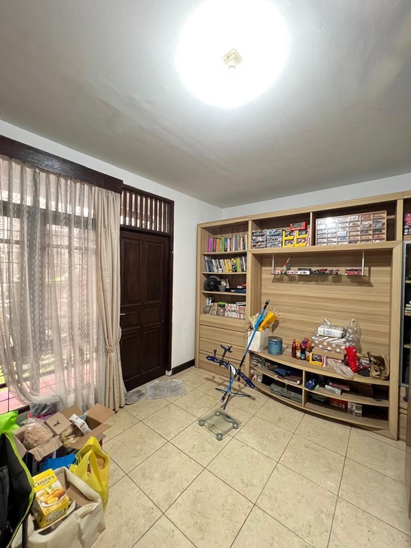 Rumah Bagus,dalam perumahan ,securty 24 jam di Bintaro Jaya 3a