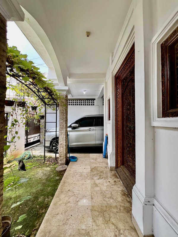 Rumah Bagus,dalam perumahan ,securty 24 jam di Bintaro Jaya 3a