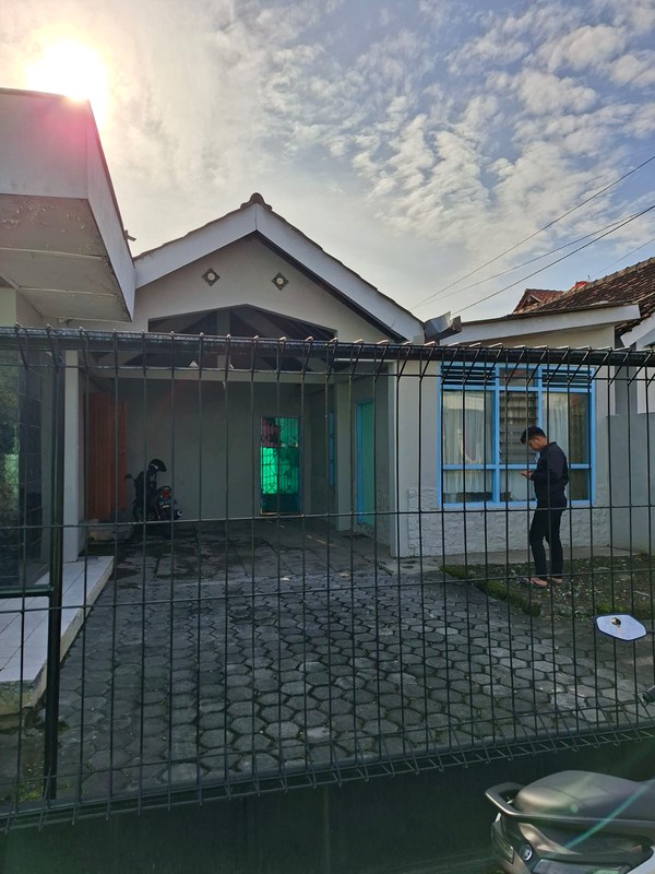 Rumah Besar 8 Kamar di Sayap Prawirotaman Cocok untuk Homestay atau Hunian Keluarga, Brontokusuman, Mergangsan, Yogyakarta
