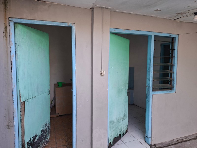 Rumah Besar 8 Kamar di Sayap Prawirotaman Cocok untuk Homestay atau Hunian Keluarga, Brontokusuman, Mergangsan, Yogyakarta