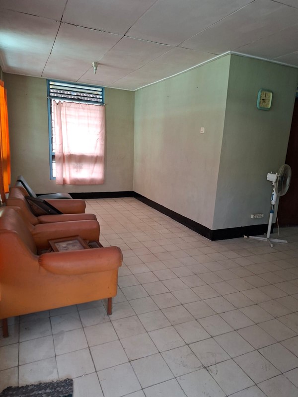 Rumah Besar 8 Kamar di Sayap Prawirotaman Cocok untuk Homestay atau Hunian Keluarga, Brontokusuman, Mergangsan, Yogyakarta