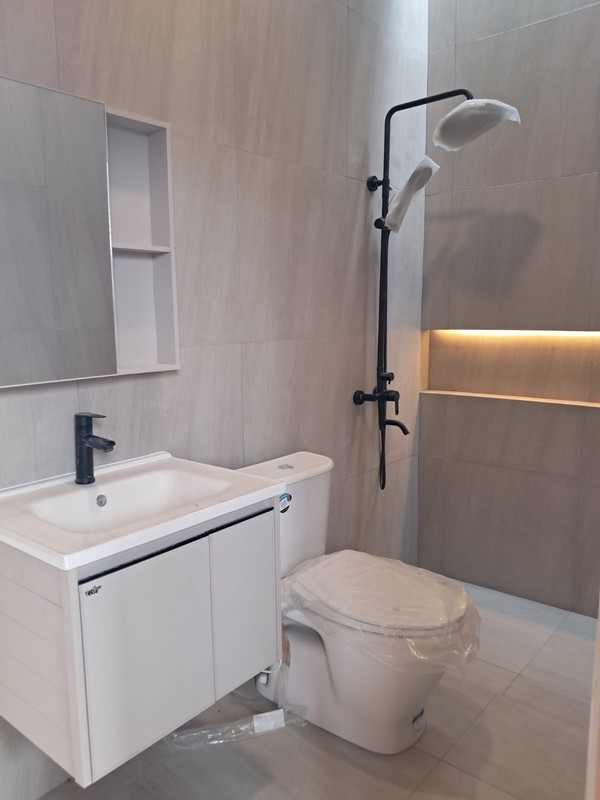 Jagakarsa Rumah Brand New Desain Minimalis Dekat Tol Brigif