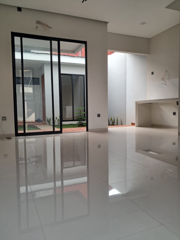 Jagakarsa Rumah Brand New Desain Minimalis Dekat Tol Brigif