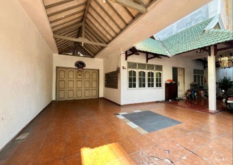 Dijual Rumah Komersil Area di Anjasmoro Pusat Kota Surabaya