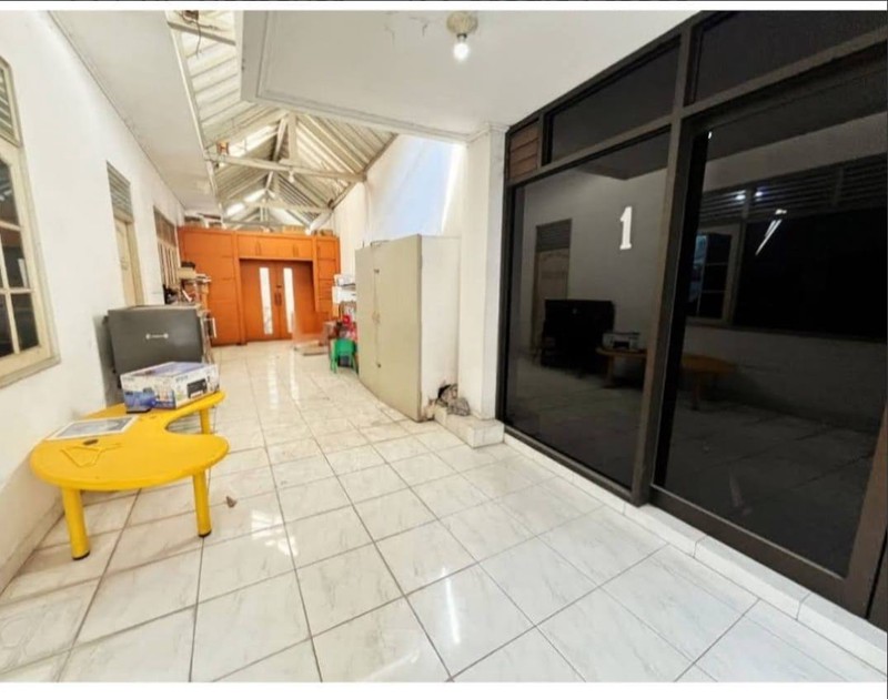 Dijual Rumah Komersil Area di Anjasmoro Pusat Kota Surabaya