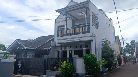 Rumah 2 lantai Siap Huni Harga terbaik lokasi strategis di puncak sariwangi asri jarang ada dekat kampus polban