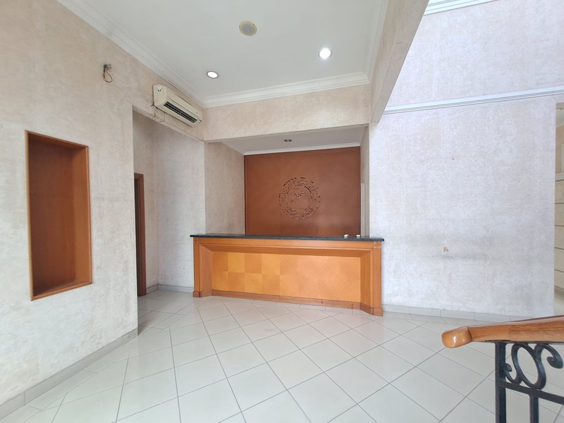 Gedung di Kelapa Gading dekat Kensington, Kirana Boutique, Sunter