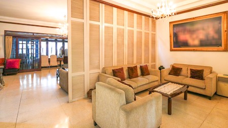 Rumah Klasik di Cinere Gandul akses ke Puri Cinere Pangkalan Jati