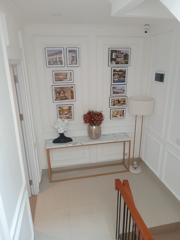 Hunian ala Eropa MAISON des CLAIRE dekat Pondok Indah