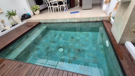 Leasehold  - Charming Villa for Sale in Kerobokan - Just 300m from Raya Canggu, Bali!