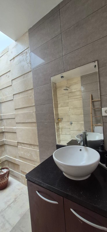 Leasehold  - Charming Villa for Sale in Kerobokan - Just 300m from Raya Canggu, Bali!