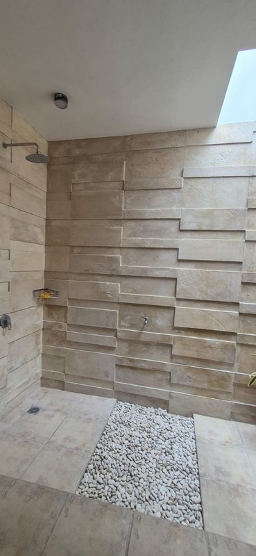 Leasehold  - Charming Villa for Sale in Kerobokan - Just 300m from Raya Canggu, Bali!