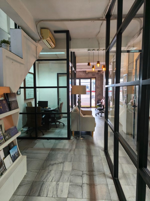 Ruko Strategis di Radio Dalam Kebayoran Baru - Lokasi Ramai & Potensi Usaha Tinggi