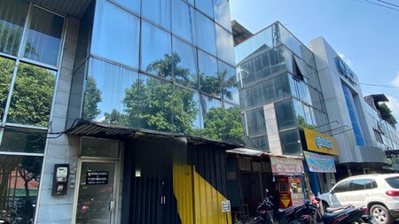 Lebak Bulus Ruko 3 Lantai SHM Cocok untuk Komersil Lokasi Strategis