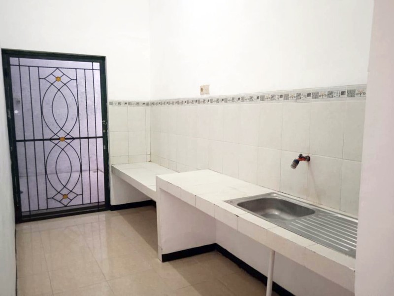 Rumah di Karang Asem Surabaya Timur, 2 Lantai, Minimalis, SIAP HUNI !!!