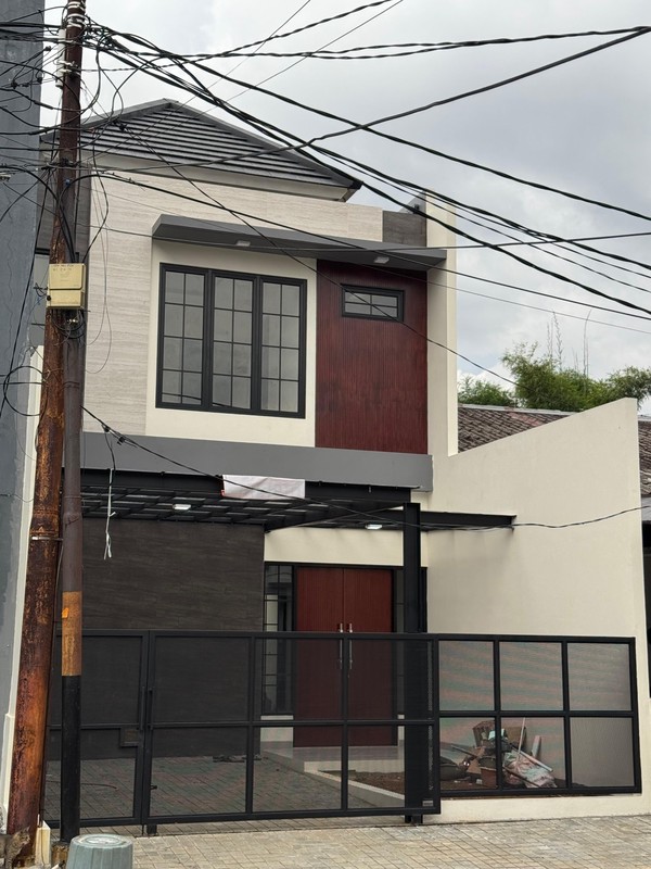 Rumah Brand new, Cantik, bebas Banjir, Siap huni di Graha Bintaro