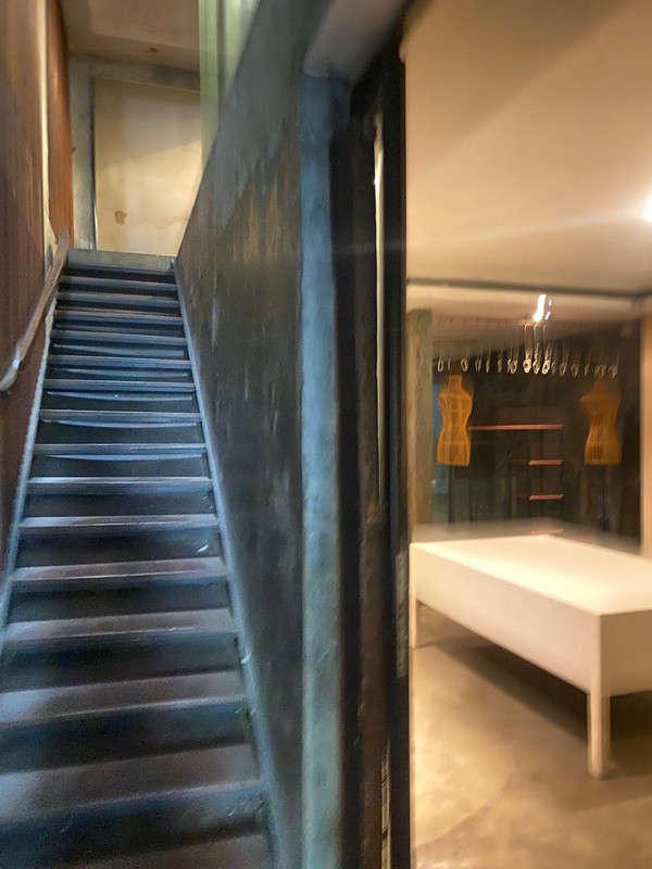 Dijual Rumah 5 Lantai Lokasi Strategis Di Jl. Panglima Polim, Kebayoran Baru, Jakarta Selatan