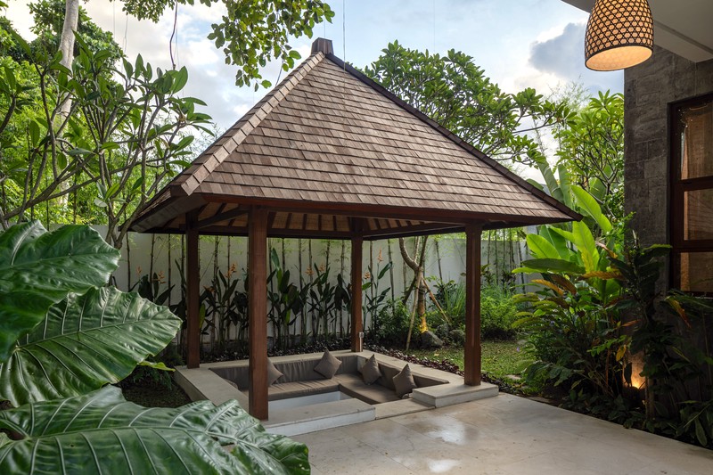 Leasehold - Refined Island Sanctuary - Spacious 5BR Villa Designed for Luxury Living