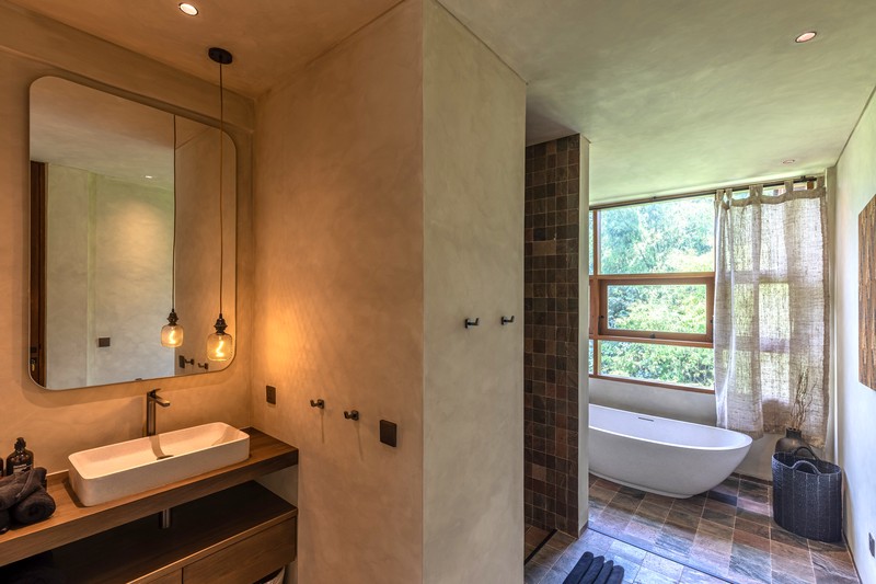 Leasehold - Refined Island Sanctuary - Spacious 5BR Villa Designed for Luxury Living