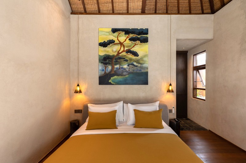 Leasehold - Tropical Luxury Living - Elegant 6 Bedroom Villa with Private Pool & Gym