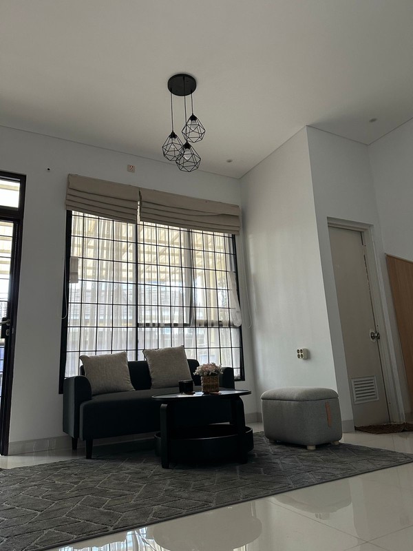 Rumah Siap Huni dengan Hunian Nyaman dan Asri di @Pamulang