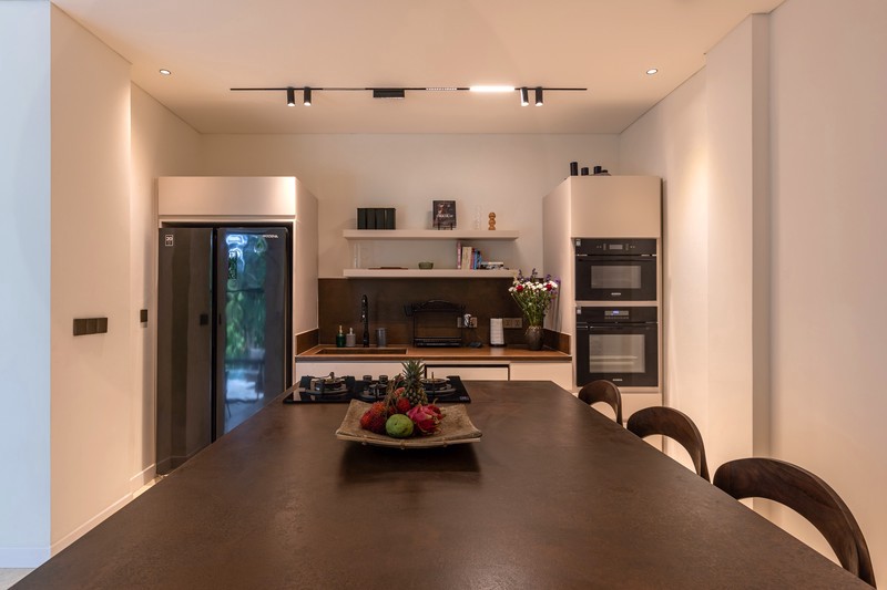 Leasehold - Refined Island Sanctuary - Spacious 5BR Villa Designed for Luxury Living