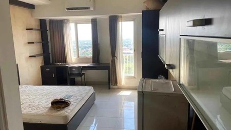 Apartemen Universitas Ciputra Berkeley View Pool