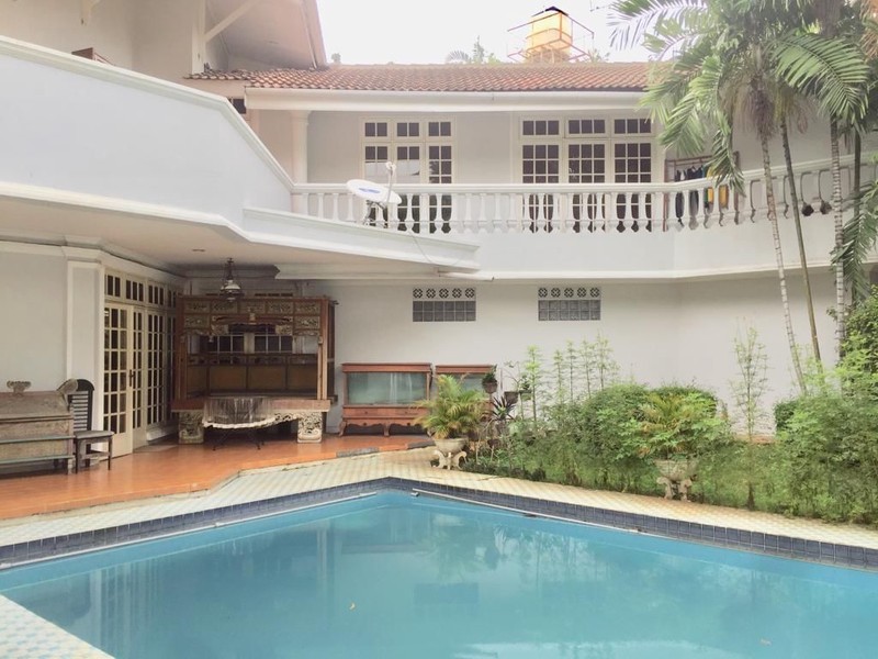 Rumah Mewah Kawasan Elite, Di Kebayoran Baru