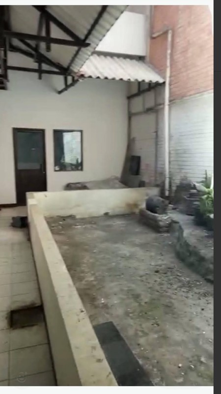 Disewakan Ruko Strategis Cocok Untuk Usaha di Kedungdoro