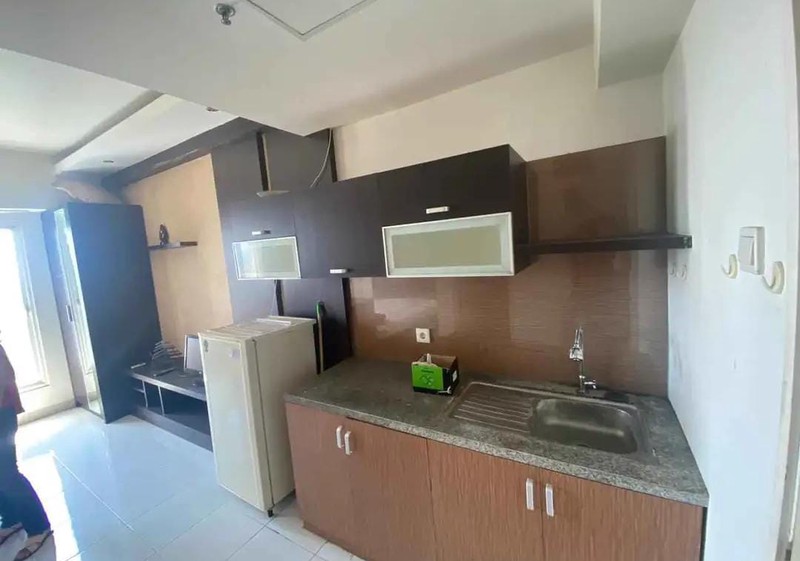 Apartemen Universitas Ciputra Tower Berkeley View Pool