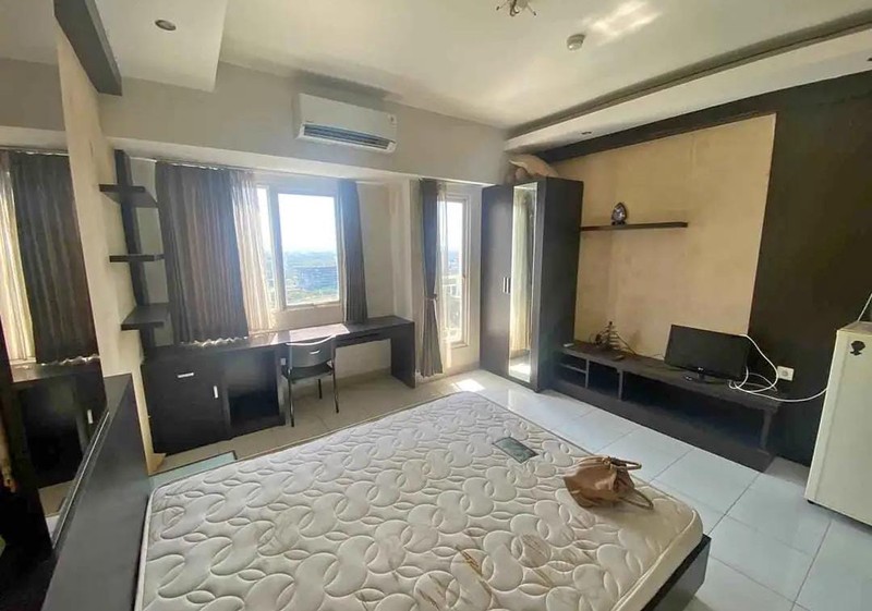 Apartemen Universitas Ciputra Tower Berkeley View Pool