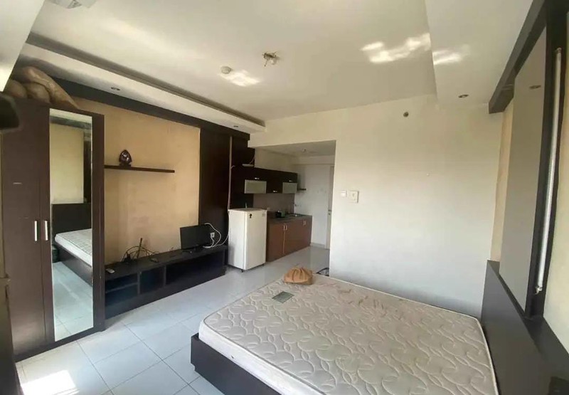 Apartemen Universitas Ciputra Tower Berkeley View Pool