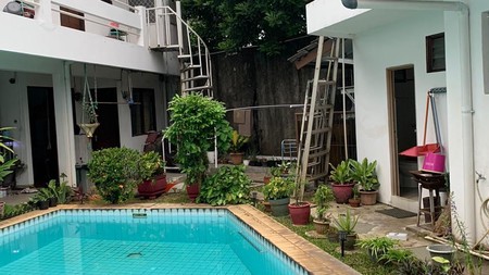 Rumah Bagus Di Jl Pinus, Cinere Estate Depok Jawa Barat