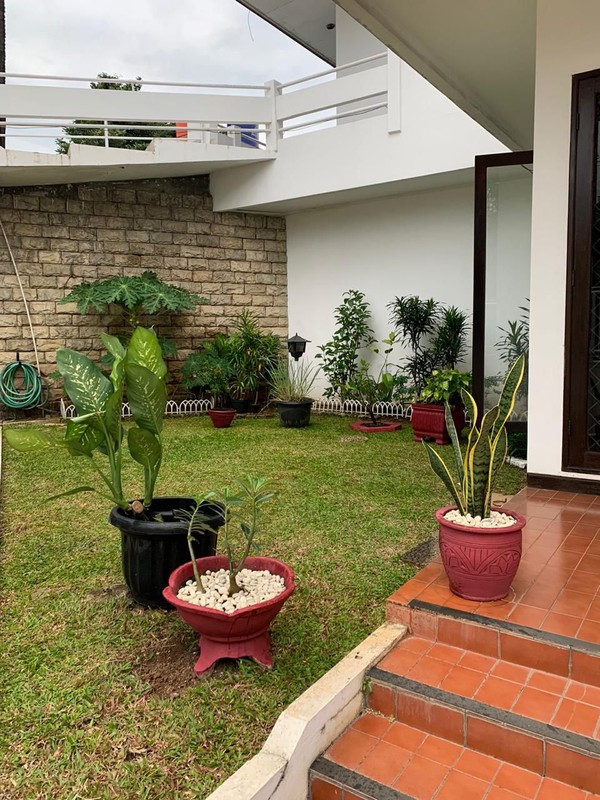 Rumah Bagus Di Jl Pinus, Cinere Estate Depok Jawa Barat