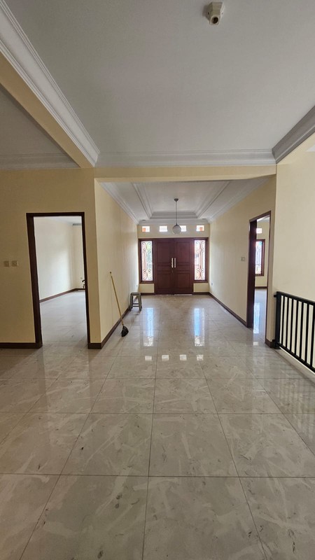 Rumah Bagus Di Jl Damai Kav PDK Pesanggrahan Jakarta Selatan