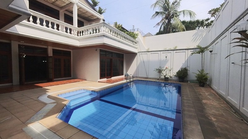 Rumah Jl Sekolah Duta, Pondok Indah