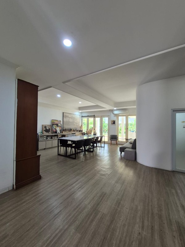 Dijual Rumah di  Jl. Gaharu IV Jakarta Selatan