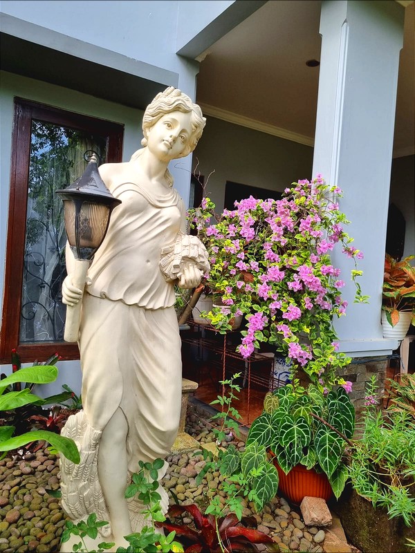 Rumah Hoek Langka di Giriloka 3 . Strategi Aman Simpan Nilai Aset. Rumah Elegan di Atas Lahan 414 m² . Pilihan Keluarga Mapan BSD